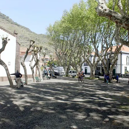 Madeira Island - Cosy & Spacious Holidays House Near The Beach In Machico