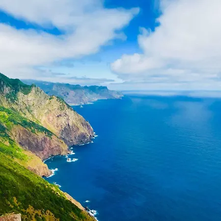 Madeira Island - Cosy & Spacious Holidays House Near The Beach In Machico *